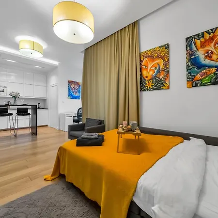 Downtown - Terrace, Location - By Rentujemy Apartment