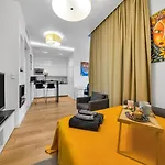 Downtown - Terrace, Location - By Rentujemy Apartmán Varšava