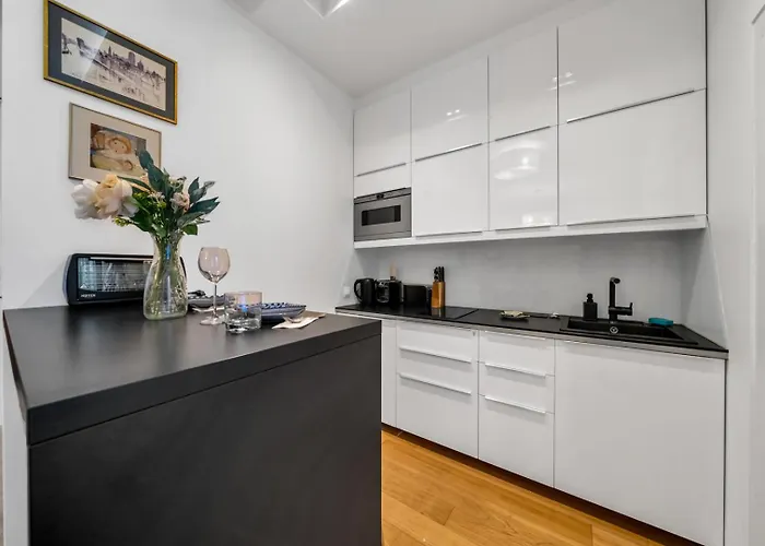 Downtown - Terrace, Location - By Rentujemy Apartament