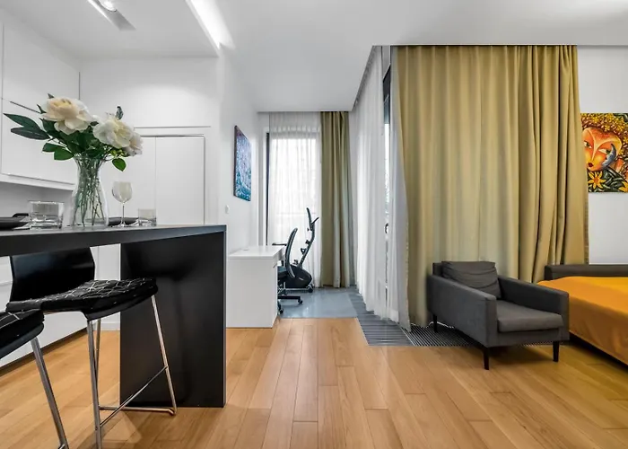 Apartament Downtown - Terrace, Location - By Rentujemy *